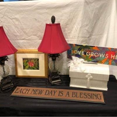 Table Lamps & Oil Painting