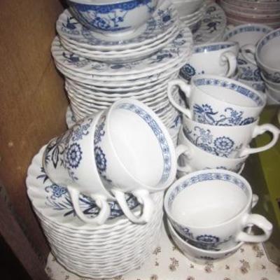 Pfaltzgraff Mordic China Service with Extras
