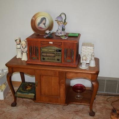 Vintage Console Table, Collectible Figurines, Vintage Radio