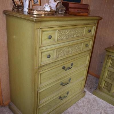 Vintage Chest of Drawers & Home Decor