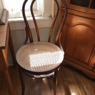 Bentwood cane chair $38
6 available 