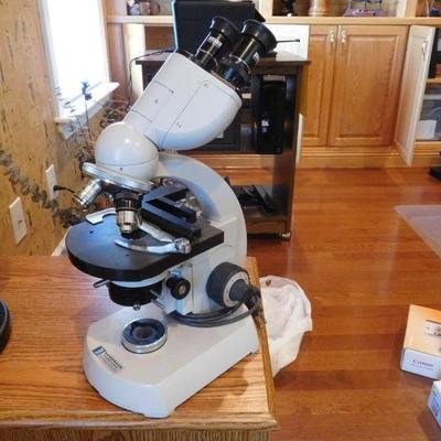 Microscope with Carl Zeiss Lens