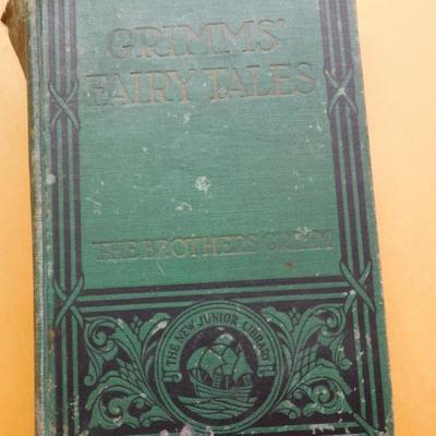 Grimms Fairy Tales - Copyright 1913