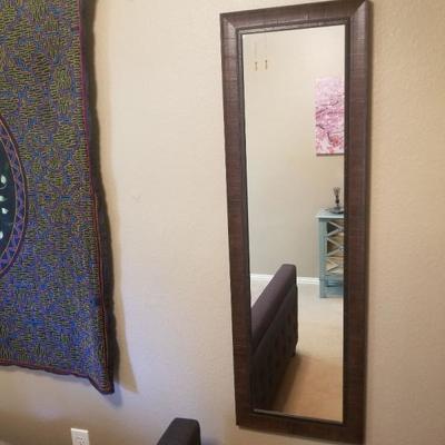 Medium wall mirror 