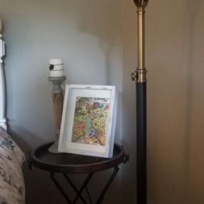 Floor lamp/side table/home décor