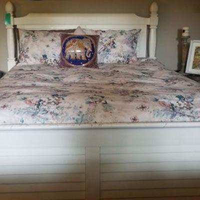 Queen size bed frame