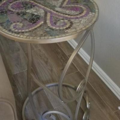 Side table/mosaic glass