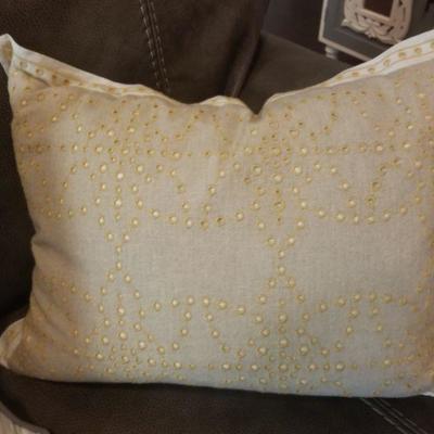 Decorative pillow/washable