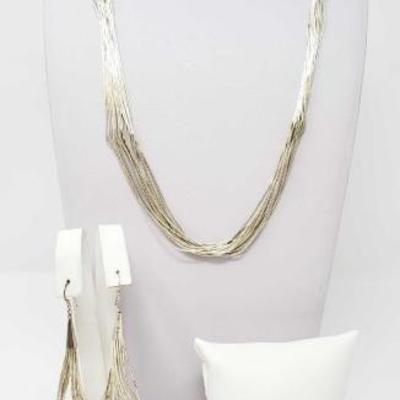 #201: .925 Sterling Silver Necklace, Earring and Bracelet Set, 45g
Combined weigh approx 45g, bracelet measures approx 7.5