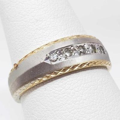 #44: 14k Gold Men's Band with Diamonds, 5.8g
Weighs approx 5.8g, size 9.5, has Five 1/32 ct diamonds
