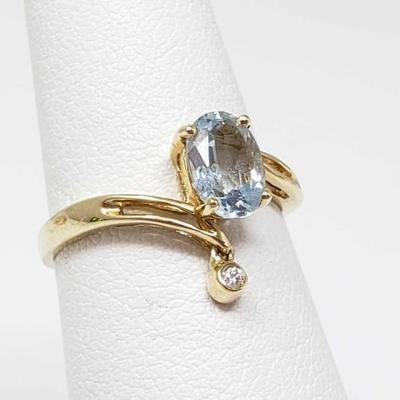 #49: 14k Gold Ring with Center Stone and Accent Diamond, 1.7g
Weighs approx 1.7g, size 5