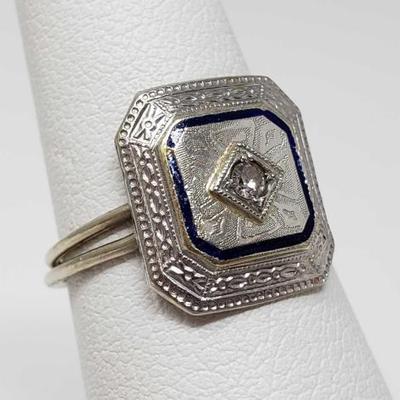 #53: 10k White Gold Ring with Center Diamond, 2g
Weighs approx 2, size 6.5, diamond is approx 1/32ct