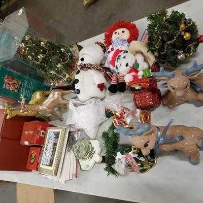 #1127: Christmas Decorations, Encased Tree, 2 Boxed Lenox Mug-trees, 2 Boxed Santa of the World, and More..
Christmas Decorations,...