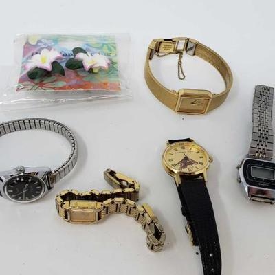 #230: 5 Watches and Floral Earrings
5 Watches and Floral Earrings 