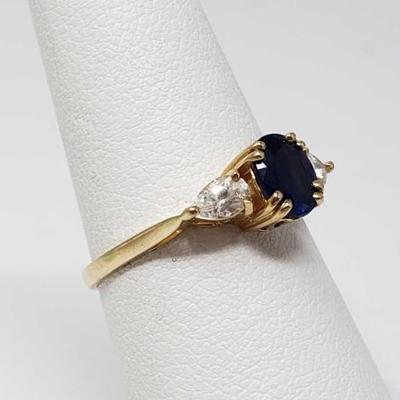 #48: 14k Gold Ring, 2.2g
Weighs approx 2.2g, size 7.25