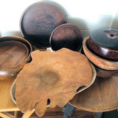 APT112 Vintage Wooden Bowls