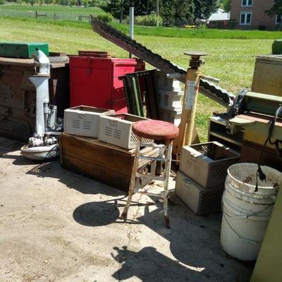 Estate sale photo