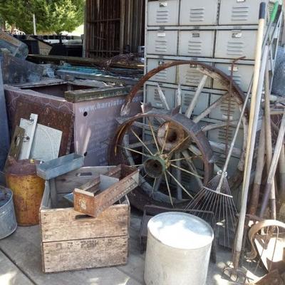 Estate sale photo