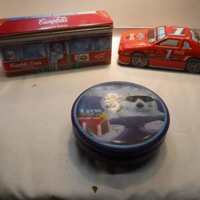 Coke race car tin, bear tin and dinner car tin All ...