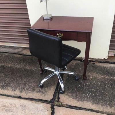 Quaint Desk & Chair