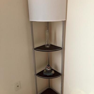 Metal Corner Shelf w/Lamp