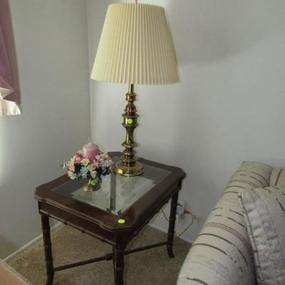 lamps and end tables 