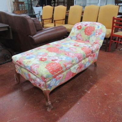 Floral pattern chaise lounger