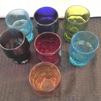 multiple glasses of each color