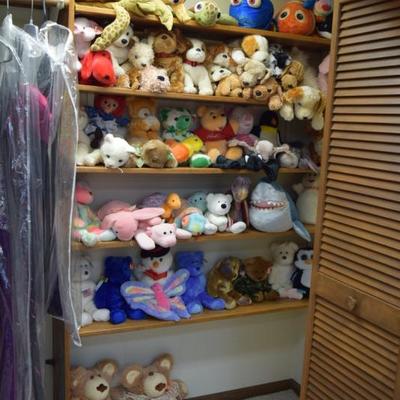 Beanie Babies/Stuffed Animals