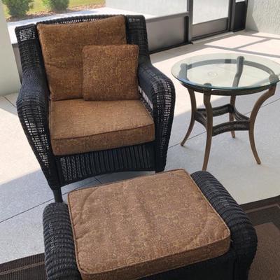 7-Piece Dark Resin Wicker Outdoor Set 