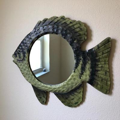 Fish-frame mirror