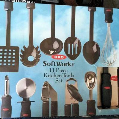 AHH006 Soft Works 11 Piece Kitchen Tool Set