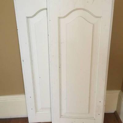 Set of 2 painted wood cabinet doors