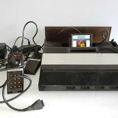 #1435: Atari 5200 with 2 Joysticks and Games
Atari 5200 with 2 Joysticks and Games