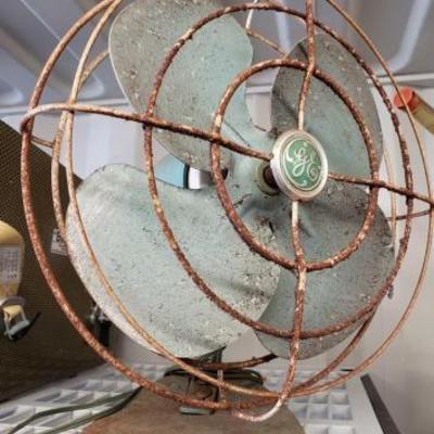 #1346: Antique General Electric/GE Fan
Measures approximately 16