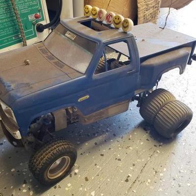 #1244: Vintage Custom RC Truck
Measures approximately 16