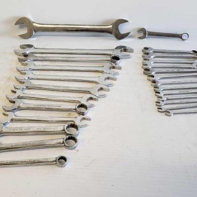 #1040: Snap-On Tools- Wrenches Approx 26 Pieces
Snap-On Tools- Wrenches Approx 26 Pieces