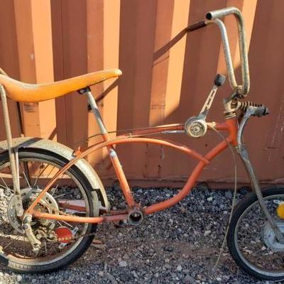 #51: Vintage Schwinn Bike
Vintage Schwinn Bike 