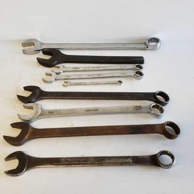 #1035: Snap-On Tools- Wrenches Approx 5 Snap-on and Approx 4 Misc
Snap-On Tools- Wrenches Approx 5 Snap-on range from7/16