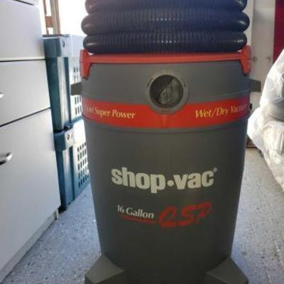 #1318: Shop-Vac 4.0 Peek H.P 16 Gallon Wet/Dry
Shop-Vac 4.0 Peek H.P 16 Gallon Wet/Dry with accessories