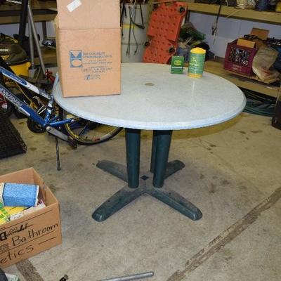 Table, Garage Items