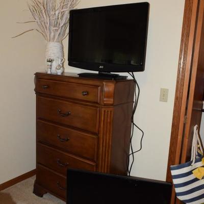 Dresser, Flat Screen TVs, Home Decor