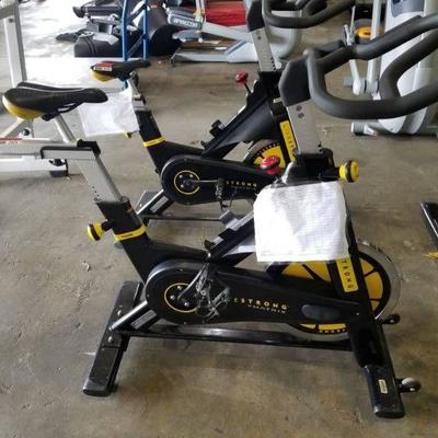 LiveStrong Indoor Cycling Bike..