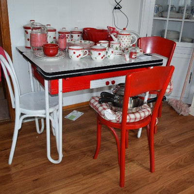 Vintage Table & Chairs