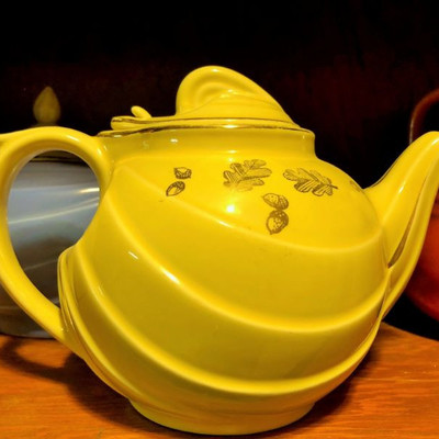 Halls Aladin Teapot 