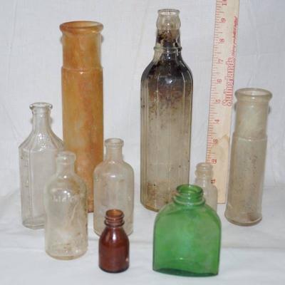 Lot of Vintage Apothecary Medicine Bottles - Inc ...