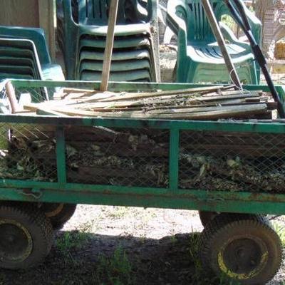 Metal yard cart w pneumatic tires