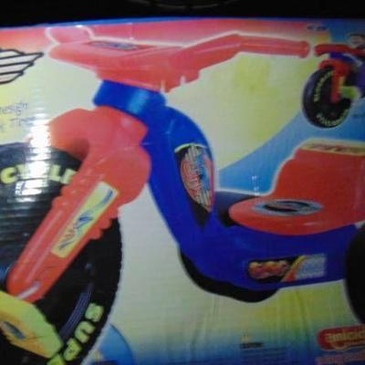 NIB kids 3 wheel riding toy - Big wheel