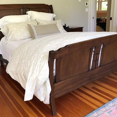 Antiquities by Stickley queen bed