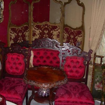 Settee and side chairs, dressing screen